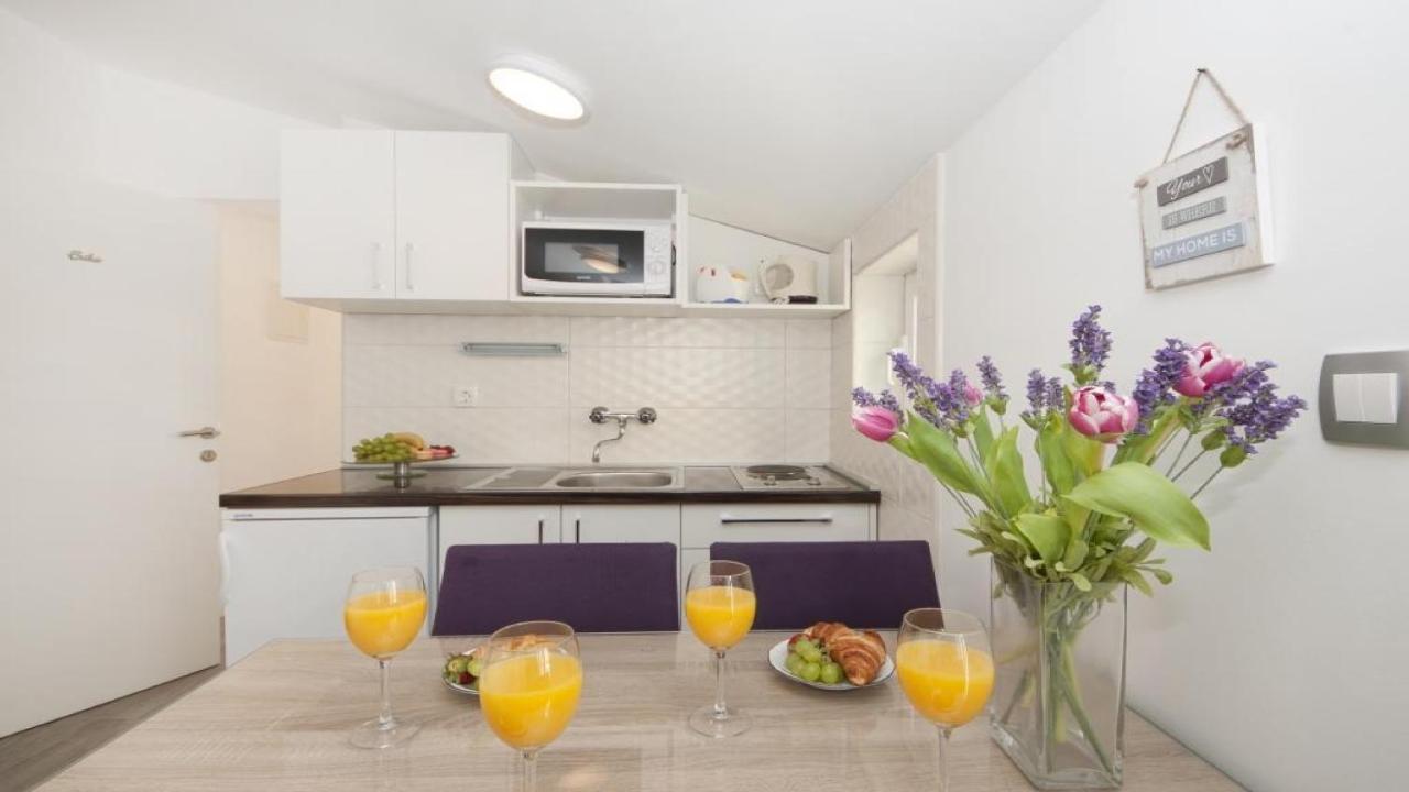 Apartments Angela Baška Voda Pokój zdjęcie