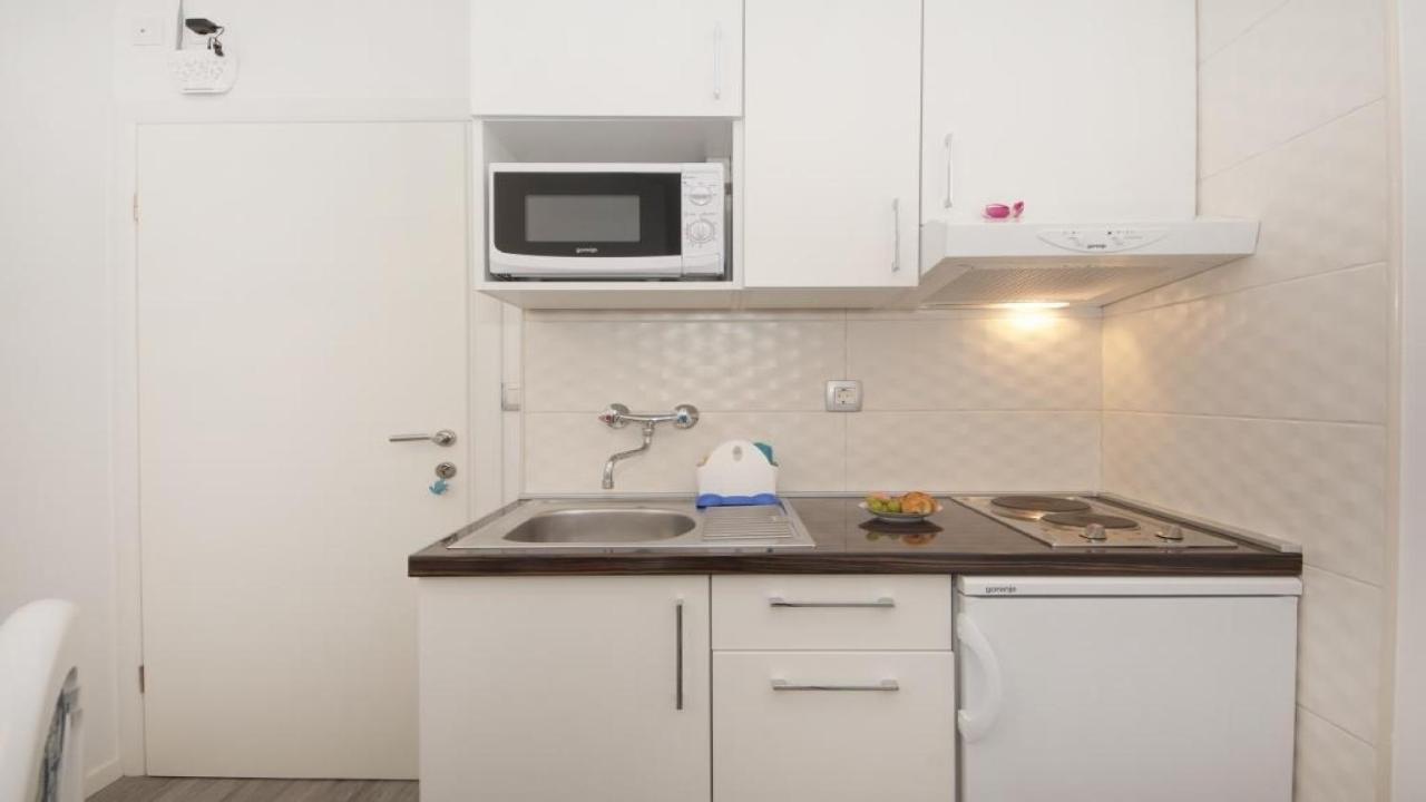 Apartments Angela Baška Voda Zewnętrze zdjęcie