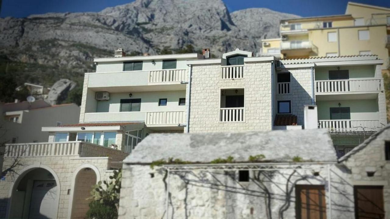 Apartments Angela Baška Voda Zewnętrze zdjęcie